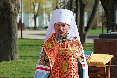Митрополит Вениамин: патриотизм должен не только формироваться, но и укрепляться во время обучения в вузе