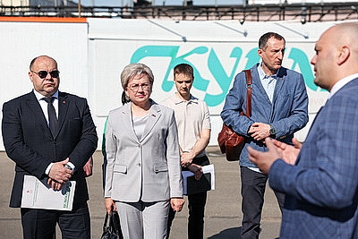 Автомагазины с самообслуживанием. Как в Беларуси планируют развивать торговлю на селе