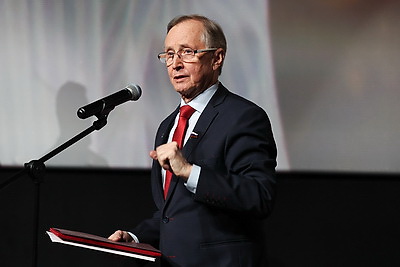 Премьера фильма \"Мой дед\" состоялась в Минске на юбилейном вечере Владимира Гостюхина