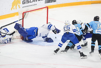 Минское \"Динамо\" одержало вторую победу в серии первого раунда плей-офф КХЛ