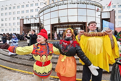 Интернациональная Масленица прошла в Витебском медуниверситете