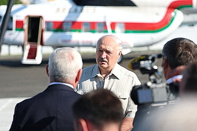 Лукашенко посещает Березовский район