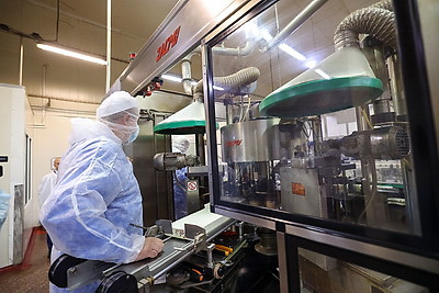 Развитие сырьевой базы и увеличение выпуска продукции. Турчин посетил Оршанский мясоконсервный комбинат