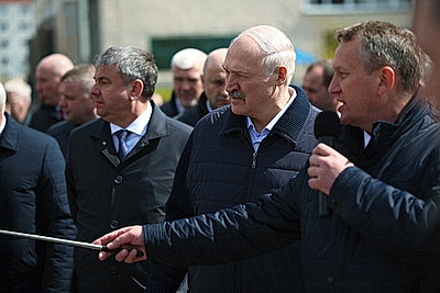 Лукашенко обозначил актуальные задачи по развитию агросервисов