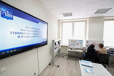 \"Бюджетных мест больше, платных - меньше\". В БГУИР рассказали о приеме первокурсников в 2026 году