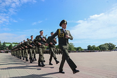 Около 10 тыс. новобранцев приняли военную присягу в Вооруженных Силах Беларуси