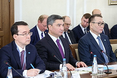 Беларусь предлагает Казахстану активнее развивать возможности промкооперации