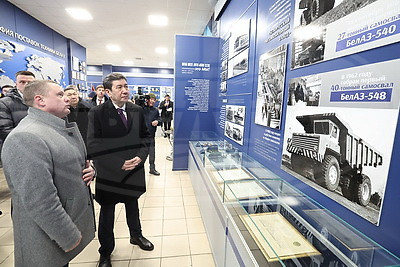 Казахстанская парламентская делегация посетила ОАО \"БЕЛАЗ\"