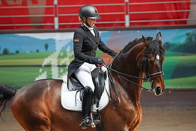 Международные соревнования по конному спорту \"Этап Кубка Евразии по выездке\" завершились в Ратомке