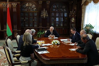 Лукашенко провел встречу со спецпосланником США по Беларуси Джоном Коулом