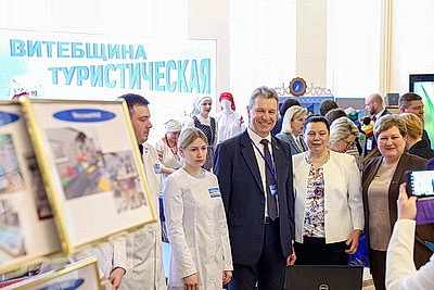 Диалог о будущем сердца страны. В Овальном зале собрались женщины, которые хотят сделать жизнь на селе ярче и комфортнее