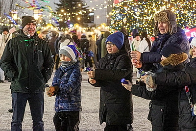 Новогодние гулянья проходят в столице и регионах