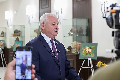 Промышленность, АПК и развитие региона в целом. Доклад Пархомчика по Брестской области