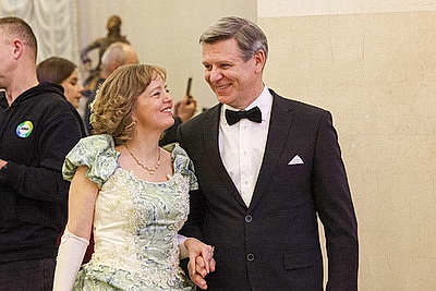 \"Хотя бы на миг почувствовать себя Золушкой, пусть и взрослой\". Большой театр встретил старый Новый год