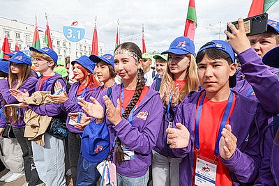 Участники \"Поезда памяти\" продолжают свое путешествие по Беларуси