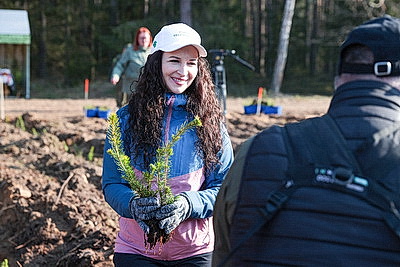 Члены Совета Республики приняли участие в акции \"Лес! Дабро! Парадак!\" в Столбцовском районе