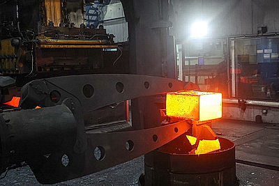 Почему промышленность - ключ к развитию регионов, рассказали на Могилевском металлургическом заводе