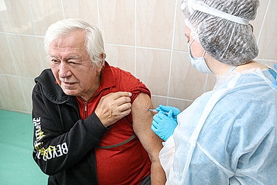 Массовая вакцинация против гриппа проходит в Беларуси