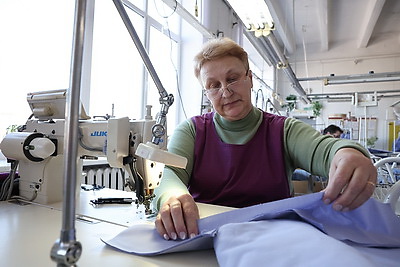 Одно из самых \"женских\" предприятий страны: швейная фабрика в Дзержинске