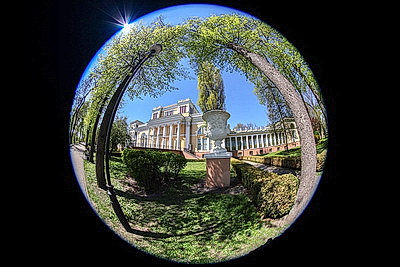 Жаркий майский день