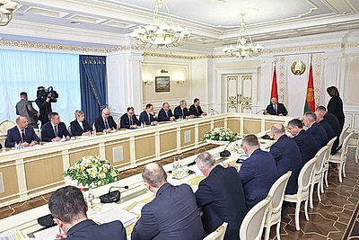 Лукашенко о перспективах Витебской области: нужен пошаговый антикризисный план