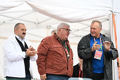 Дождь \"Искре\" не помеха: \"пляжницы\" Тишкова и Секретова выиграли второй матч на Кубке Победы