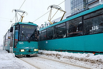 Последствия снегопада устраняют в городах Беларуси