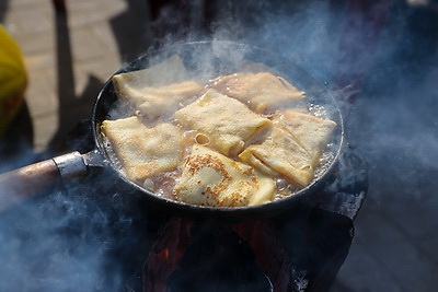 С размахом, звучно и вкусно. Как отпраздновали Масленицу жители Берестовицкого района