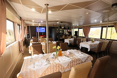 Круизный теплоход \"Белая Русь\" отправился в свой первый рейс в 2026 году