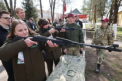 Более 100 участников собрал областной форум рабочей молодежи \"30 дней до Победы\" в Витебске