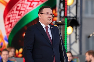 \"Дажынкі-2026\". Лучших тружеников села Витебской области чествуют в Миорах