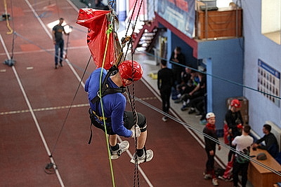 В Минске выбирают лучшего спасателя-высотника