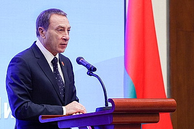 Снопков: Беларусь делает упор на промышленную и технологическую кооперацию с Китаем