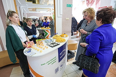 Сергеенко с рабочей поездкой посещает Поставы