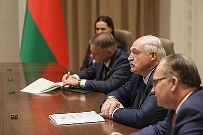 Лукашенко: Беларусь может быть полезна для Того в решении задачи продовольственной безопасности
