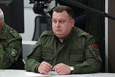 Лукашенко ознакомился с развитием и практическим использованием в войсках систем связи