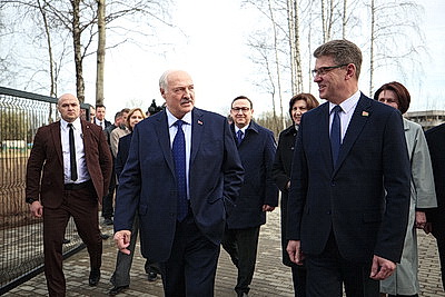 Лукашенко открыл в Минске поликлинику будущего