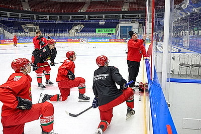 Молодежная сборная Беларуси по хоккею провела открытую тренировку в преддверии Кубка Будущего