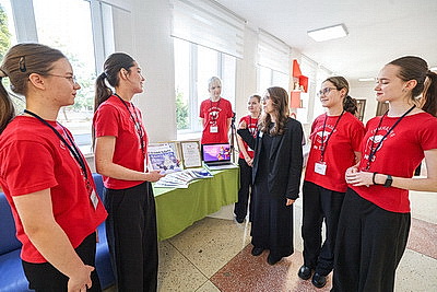 Диалоговая площадка \"Женщина в профессии: учим сердцем, вдохновляем примером\" прошла в гимназии №13 Минска