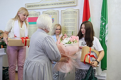 В Беларуси поздравили мам, родивших в День Независимости
