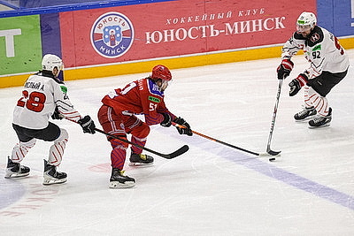 \"Юность\" в третий раз обыграла \"Неман\" и приблизилась к выходу в полуфинал Кубка Президента