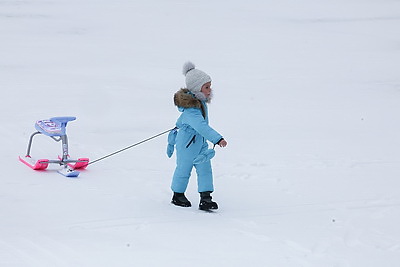 Любители активного отдыха провели праздничные выходные на снежных склонах