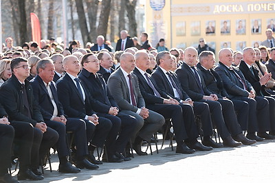 \"Дажынкі-2026\". Лучших тружеников села Витебской области чествуют в Миорах