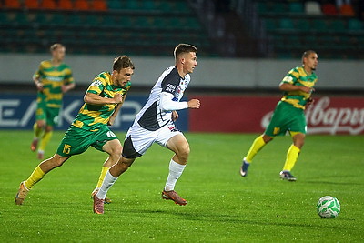 Савицкий принес победу \"Неману\" в матче футбольного чемпионата Беларуси