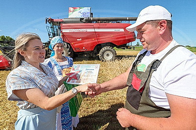 В Оршанском районе поздравили первого тысячника в Витебской области