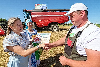 В Оршанском районе поздравили первого тысячника в Витебской области