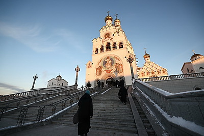 Православные верующие празднуют Крещение Господне