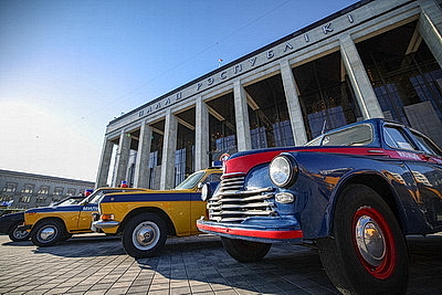 Выставка спецтранспорта, интерактивные площадки, конкурсы. Акция МВД проходит у Дворца Республики в Минске