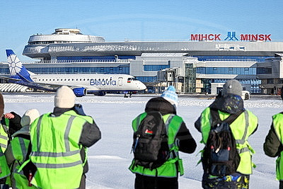 Национальный аэропорт Минск впервые провел зимнюю споттинг-сессию для фотографов