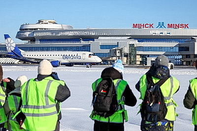 Национальный аэропорт Минск впервые провел зимнюю споттинг-сессию для фотографов